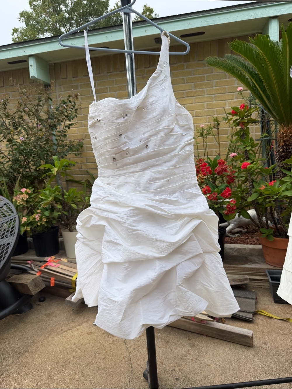 White One-Shoulder Ruffled Mini Dress with Beaded Accents size XL
